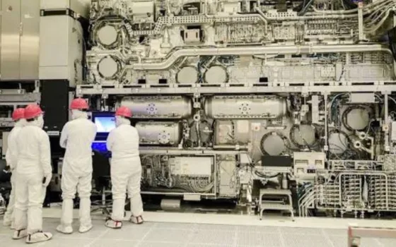Intel Foundry, ASML Accelerate High NA EUV Manufacturing Readiness